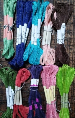 50 madejas de hilo de lino vintage. Varias longitudes y colores Foto 1 de 3