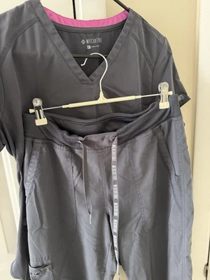 Medcouture 中号磨砂上衣 孕妇装 灰色 — 第 1/4 张图片