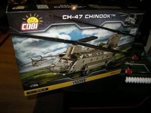 1:48 COBI Fuerzas Armadas CH-47 Chinook en embalaje original - Imagen 1 de 1