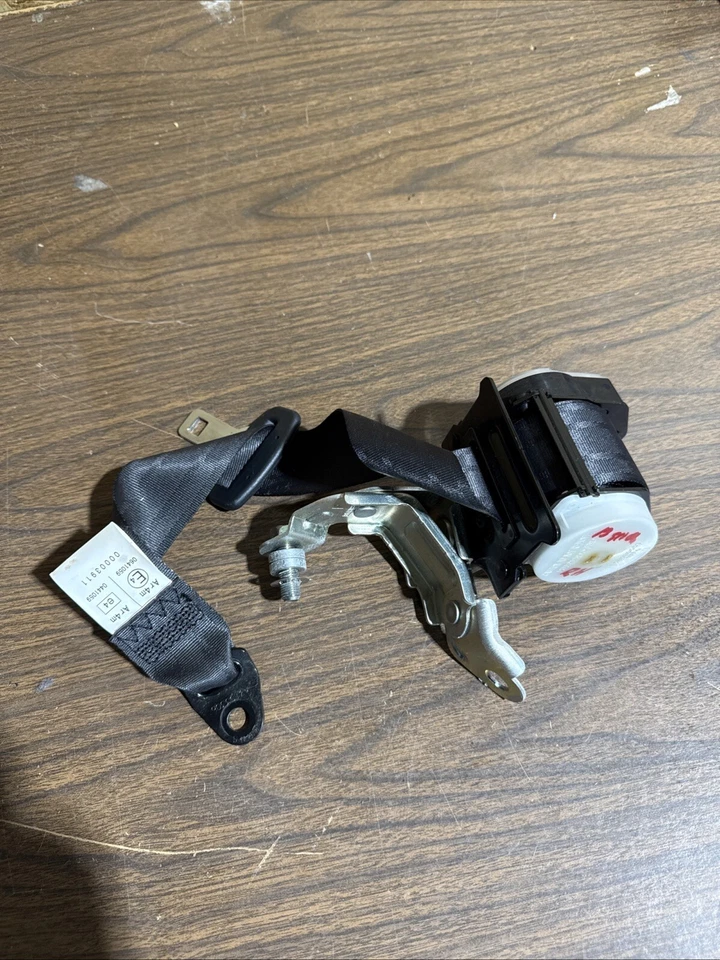 Оригинальный правый задний ремень безопасности для Scion Frs Subaru Brz Toyota 86 2013–2020 годов выпуска под правую руку - Изображение 1 из 4