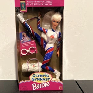 1996 MATTEL Olympic Gymnast Barbie Doll Atlanta NRFB #15123 Blonde Minor Box DMG - Picture 1 of 5