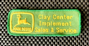 JOHN DEERE CENTRO DE ARCILLA IMPLEMENTO VENTAS Y SERVICIO COSER SOLO PARCHE 5 1/2" X 2" - Imagen 1 de 2