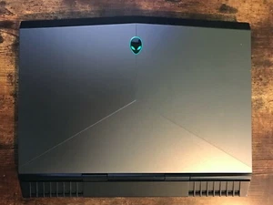 Alienware AW15R3 15.6 inch (1TB + 128GB, Intel Core i7-7700HQ, 2.80GHz, 16GB) - Picture 1 of 4