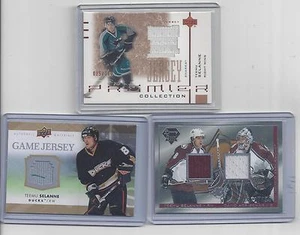 TEEMU SELANNE  JERSEY AND RC  LOT NO. 3: UD PREM. COL.,LUXURY SUITE, ETC.  - Picture 1 of 4