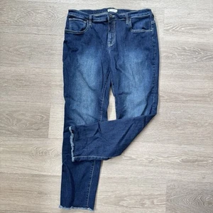 Carve Designs Jeans Womens Size 14 Med Rinse Raw Hem Organic Cotton - Picture 1 of 7