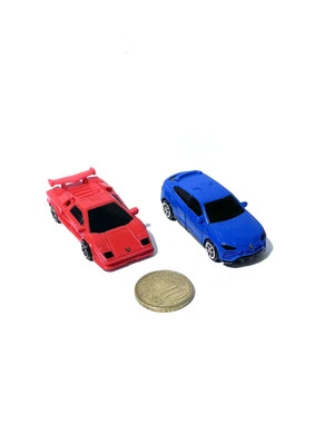 Lotto di due Mini Lamborghini Kinder Scala circa 1:87 Countach & Urus - Immagine 1 di 4