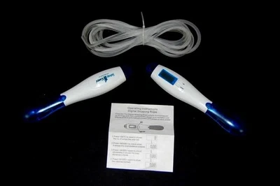 Solvay Cares Digital Jump Rope Set with Clear Handles - Pre-Owned - Imagem 1 de 4