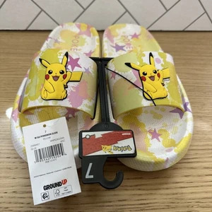 Pokémon Ground Up Slides Gelb Größe 7 Neu mit Etikett - Bild 1 von 4