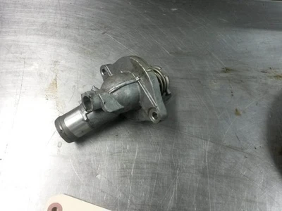 Carcasa termostato para Chevrolet Impala 2.5 14-15 Foto 1 de 3