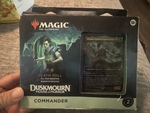Magic The Gathering Duskmourn: Death Toll Commander Deck Invierno Magic The Gathering, Cínico - Imagen 1 de 2