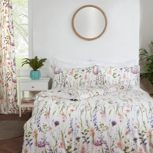 Hampshire Floral Themed Duvet Cover Set Vibrant Bedding Bed Set 4 Sizes - Picture 1 of 11