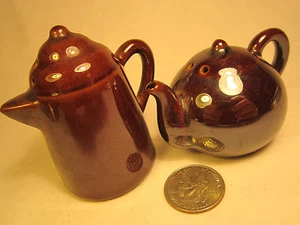 Vintage CERAMIC Salt & Pepper Shaker Set COFFEE POT TEA POT PITCHER [Z230n] - Picture 1 of 2