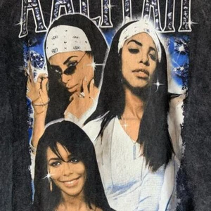 T-Shirt Aliyah Medium schwarz Grafik gebraucht - Bild 1 von 3
