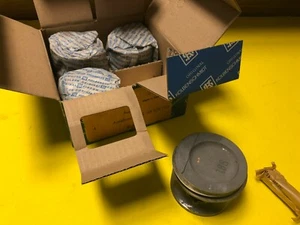 VW 1.8 Golf Jetta Passat Scirocco Audi 80 KS Piston Kit 81.25 m 93928710 NOS - Picture 1 of 9