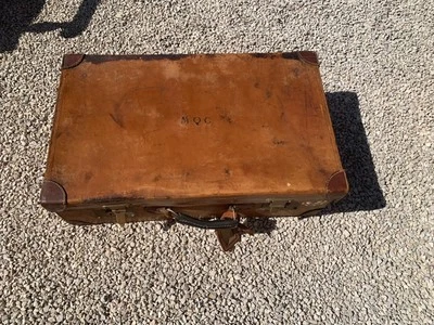 Valise En Cuir ancienne Mouliera Bernard Lyon  - Photo 1/4