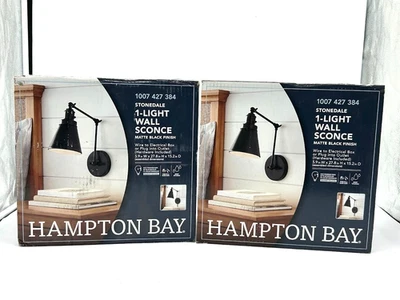 Lámpara de pared Hampton Bay Stonedale 1 luz negra enchufable cableada brazo oscilante 2 piezas Foto 1 de 4