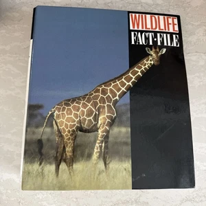 Vintage Wildlife Fact File Binder Cards  Educational Homeschool - Imagen 1 de 17