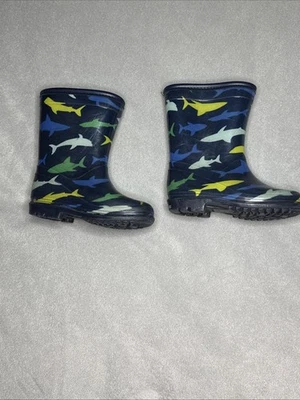 Carters Niños Talla 8 M Azul Marino Pull on Tiburón Tema Botas de Lluvia Zapatos Foto 1 de 4