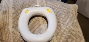 Mommy's Helper Contoured Cushie-Tushie Potty Training Toilet Seat - T200409 - Picture 1 of 2