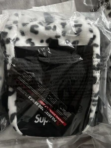 New - Supreme x Polartec Sling Bag Leopard FW24 - Bild 1 von 1