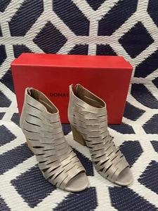 Donald J. Pliner Greece Metallic Leather Caged Peep Toe Block Heel Sandal Size 7 - Picture 1 of 17