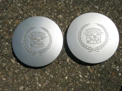 Tapas centrales para ruedas Cadillac (2) se adaptan a 96-02 Sevelle--Deville--ESC--Eldorado Foto 1 de 4