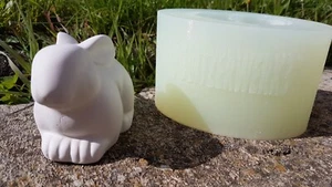 Molde de silicona molde de fundición conejo para hacer yeso / hormigón espacios en blanco - Imagen 1 de 7