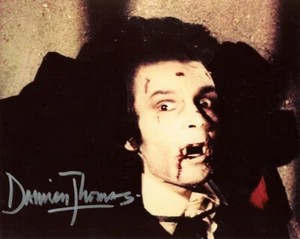 DAMIEN THOMAS SIGNED 8x10 PHOTO HAMMER VAMPIRE MOVIE TWINS OF EVIL BECKETT BAS - Picture 1 of 2