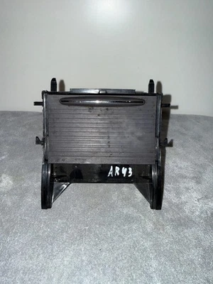 Mercedes-Benz A-160 / 2002 / Ashtray / A1688130002 / E0404.131.01 Foto 1 de 4