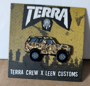 Limited Edition Terra Crew X Leen Customs Pin Camouflage Ford Bronco #43/500 - Picture 1 of 3