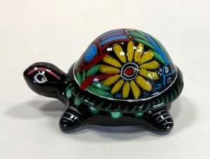 Caja baratija tortuga pintada a mano terracota arte popular mexicano estilo talavera con tapa - Imagen 1 de 6