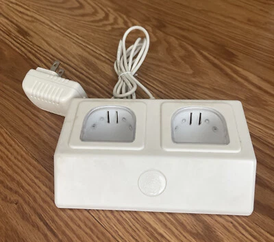 Psyclone Essentials Wii Controller Dual Recharge Charge Station PSE530 2 Control - Image 1 of 4