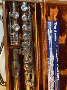 Vintage Artley 18-0 "C" Flute Nickel Silver - Nogales AZ USA With Case - Picture 1 of 6