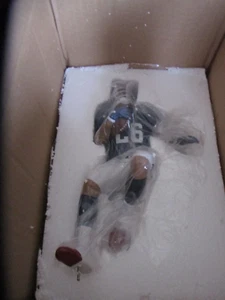 N.Y. Giants Saquon Barkley Danbury Mint All Star 9" Figurine - COA #182 - Mint - Picture 1 of 7