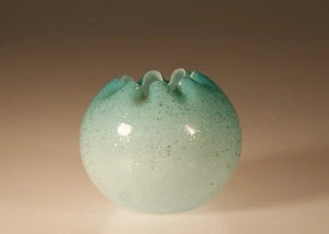 Victorian Glass Blue & White Cased Glass Spangle Rose Bowl Silver Flakes c.1890 - Picture 1 of 4