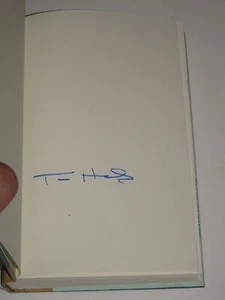TOM HANKS SIGNED AUTOGRAPHED UNCOMMON TYPE BOOK FIRST EDITION BIG CASTAWAY OSCAR - Picture 1 of 4