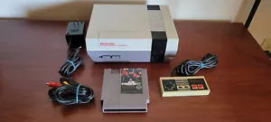 Nintendo Entertainment System Deluxe Gray Console + Punch-Out!! with Mike Tyson - Picture 1 of 12