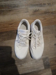 Under Armor Charged Wht. Zapato T Talla. 10,5 2020 302594-101 - Imagen 1 de 8