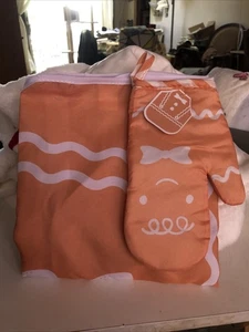 KIDS CHEF  Gingerbread APRON AND Oven Mitt SET BAKER COOK  Play Kitchen Accesory - Picture 1 of 3