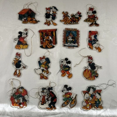 Juego de 16 adornos de invierno/capturas solares de plástico plano transparente vintage de Disney Foto 1 de 4