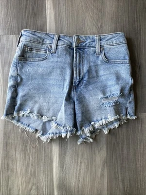 Pantalón corto BCBGeneration para mujer talla 1/25 tiro alto 4”  Foto 1 de 4