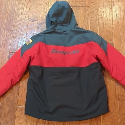 HERRAMIENTAS A PRESIÓN CHAQUETA CON CAPUCHA ABRIGO DE INVIERNO AISLANTE CREMALLERA NEGRO/GRIS/ROJO L Foto 1 de 4