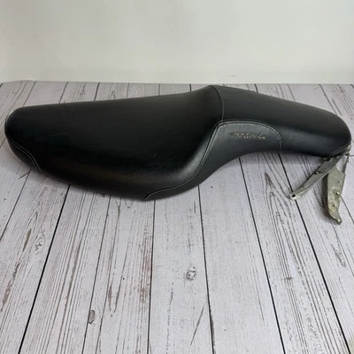 Harley Sportster Badlander Seat 1983-2003 52296-94B 52296-94 1999 2000 2001 2002 Foto 1 de 4