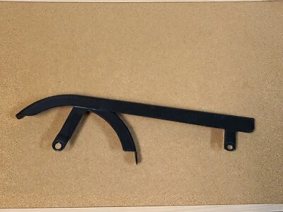 Harley-Davidson Sportster 883 1997 cubierta protectora de cadena de transmisión trasera protector Foto 1 de 4