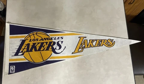 LOS ANGELES LAKERS 1980'S NBA CHAMPS NBA BASKETBALL FELT COLLECTORS PENNANT Used Cover