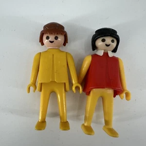 Vintage 1974 Playmobil People Action Figures Red Yellow Lot of 2 Geobra - Picture 1 of 4