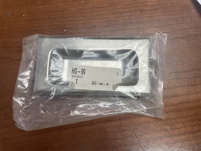 批量 25 件 嵌入式手柄;公头安装钉,不锈钢,长方形 — 第 1/3 张图片