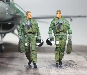 (Pre-Order) USAF Fighter Pilots (F14 F18 A10 F22 F35 F16) 1:32 Pro Built Model - Picture 1 of 12