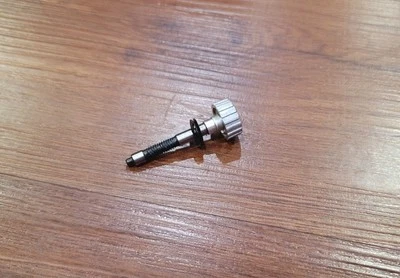 Dewalt TURN SCREW FOR DW085 DW085K Self Leveling Laser Pointer - Image 1 of 2