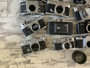Job Lot Of Vintage Cameras And Camera Bodies For Spares Only - Picture 1 of 13